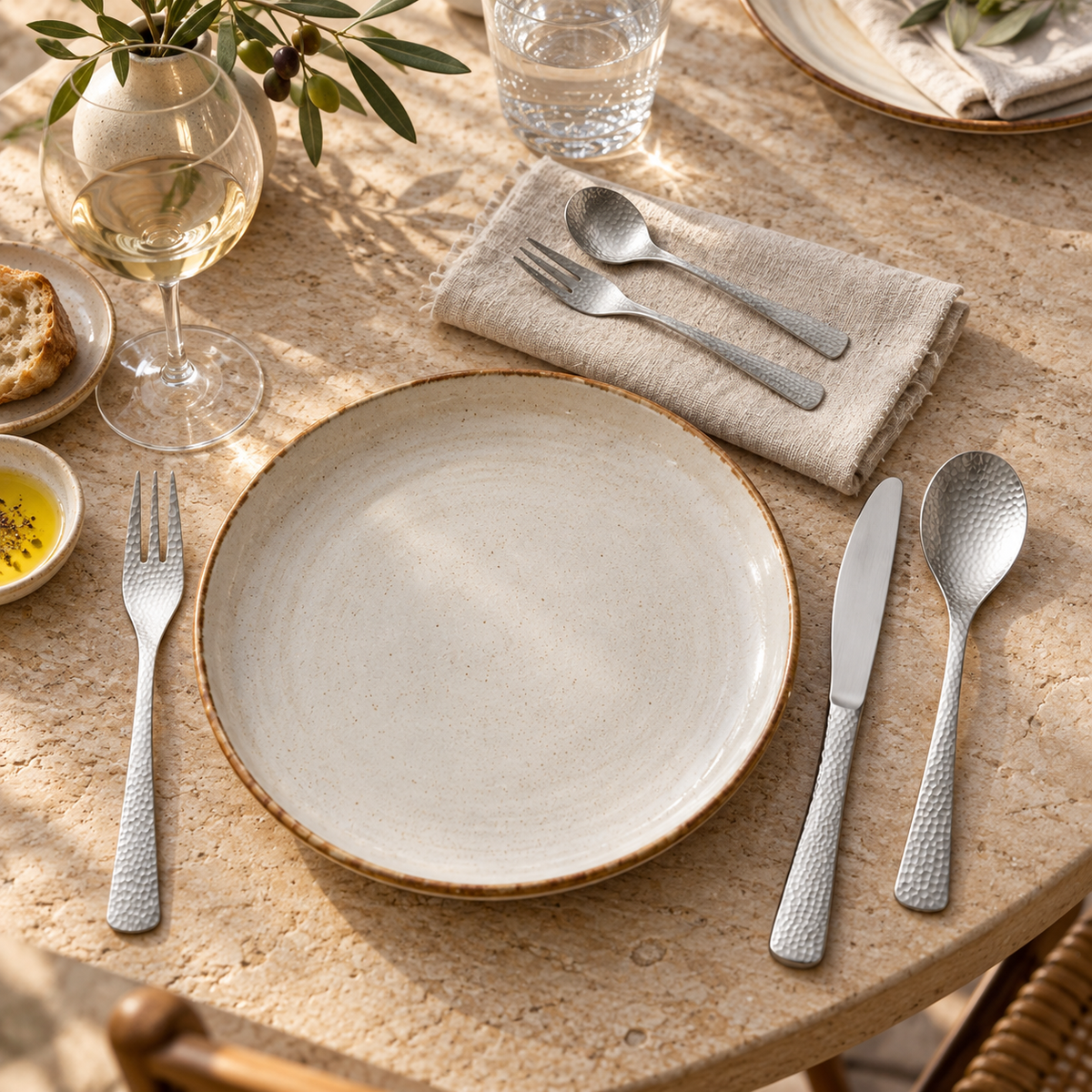 Serelle Hammered Stainless Steel Cutlery Set