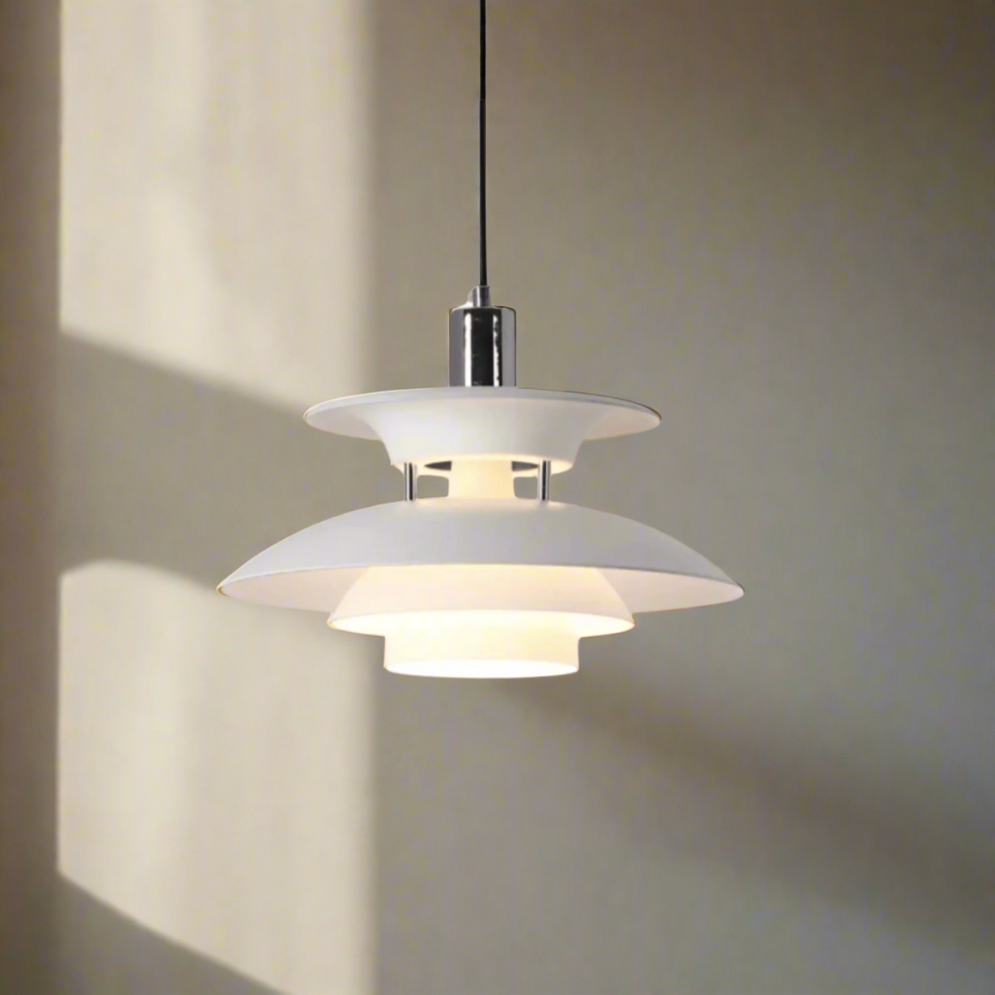 UFO design ceiling lam in white