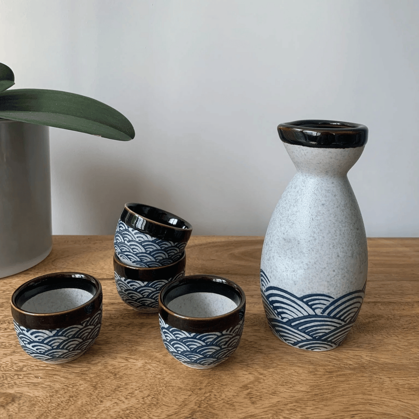 Kagami Sake Set – Handcrafted Japanese Ceramic Barwar