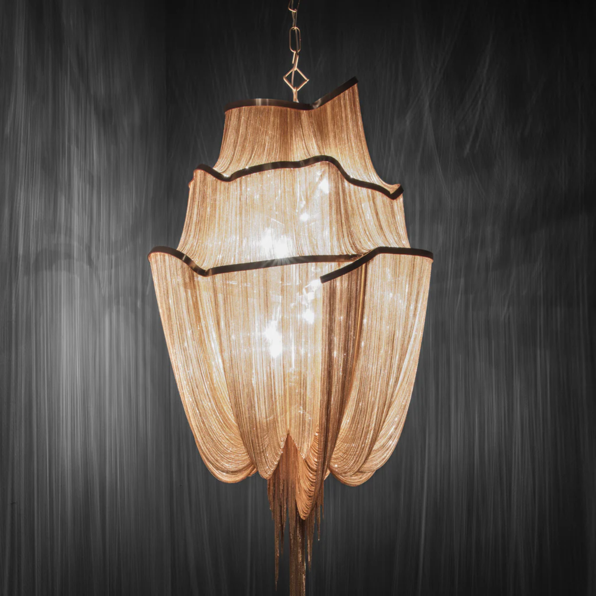 Gold Aureliara Retro Chain Pendant