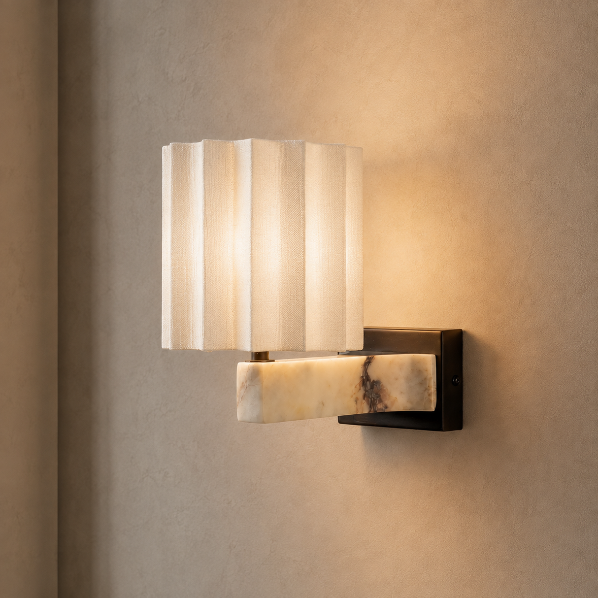 BulgariGlow Natural Marble Wall Light