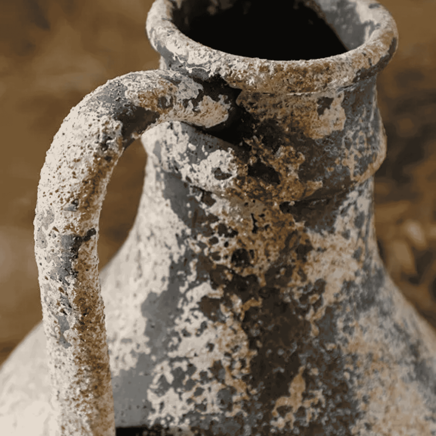 WabiHaven Earthenware Vase