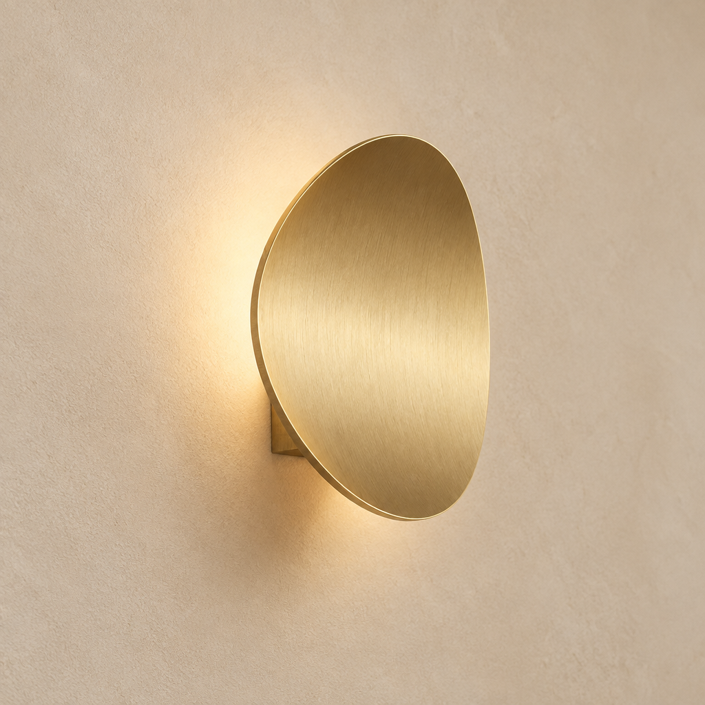 Alabaster chandelier – Wall lamp – clean background Clean premium real beige plaster architectural background, minimal empty space, correctly installed light with ceiling or wall surface visible and natural shadows.