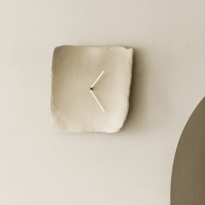 FormaWall Silent Resin Wall Clock