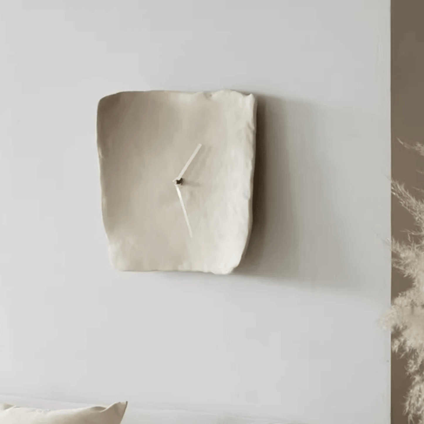 FormaWall Silent Resin Wall Clock