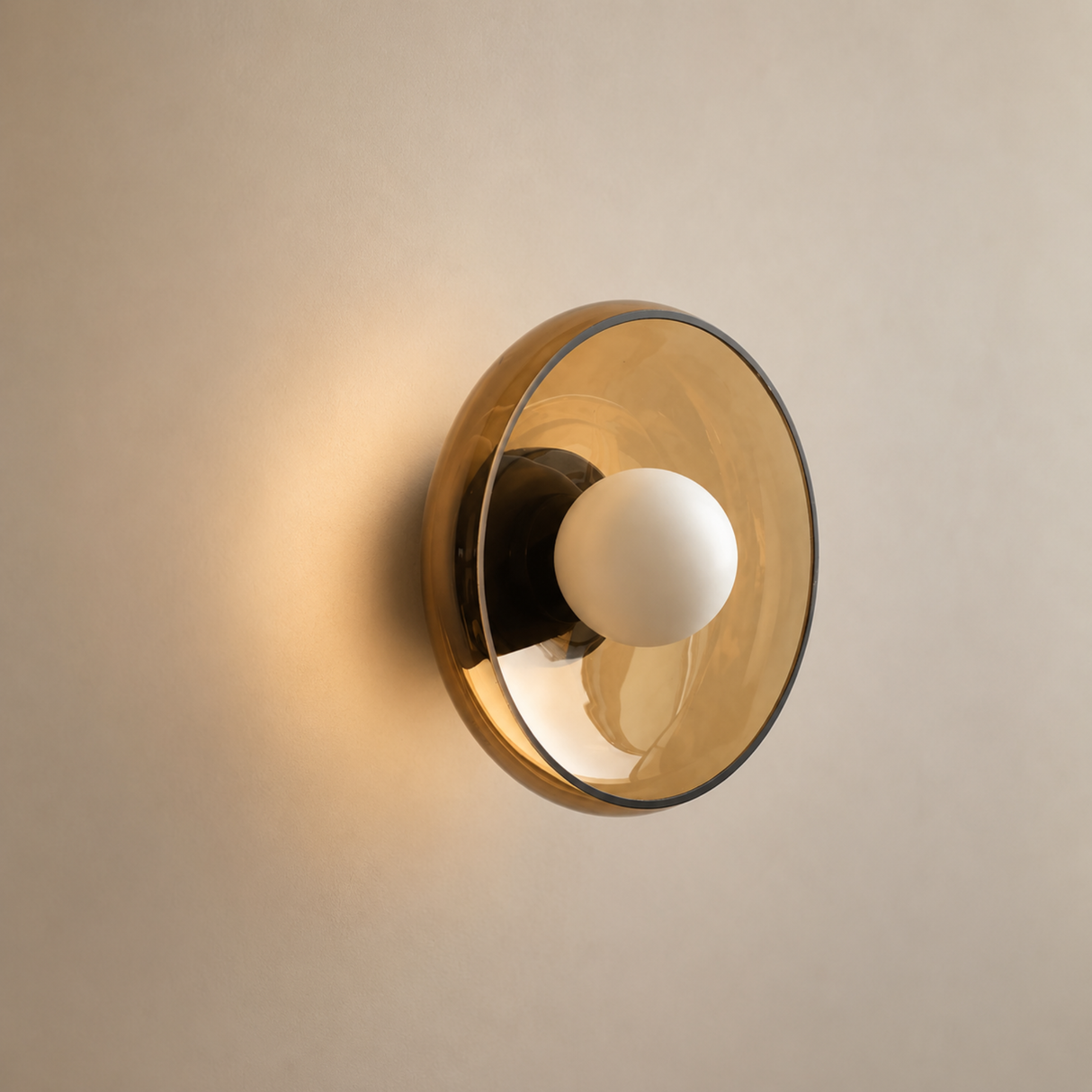 Lumière Royale – French Glass Wall Sconce