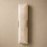 Vetrina Alabaster Marble Wall Light – Vertical