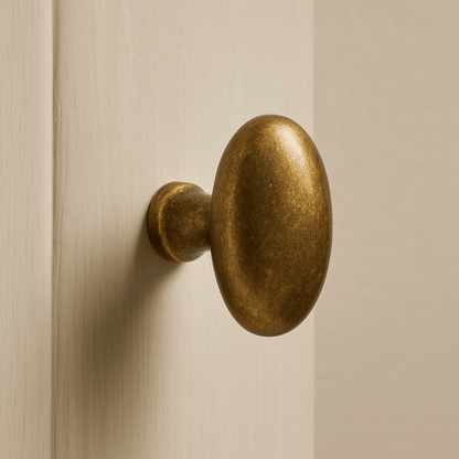 Nurlin Antique Brass Knob