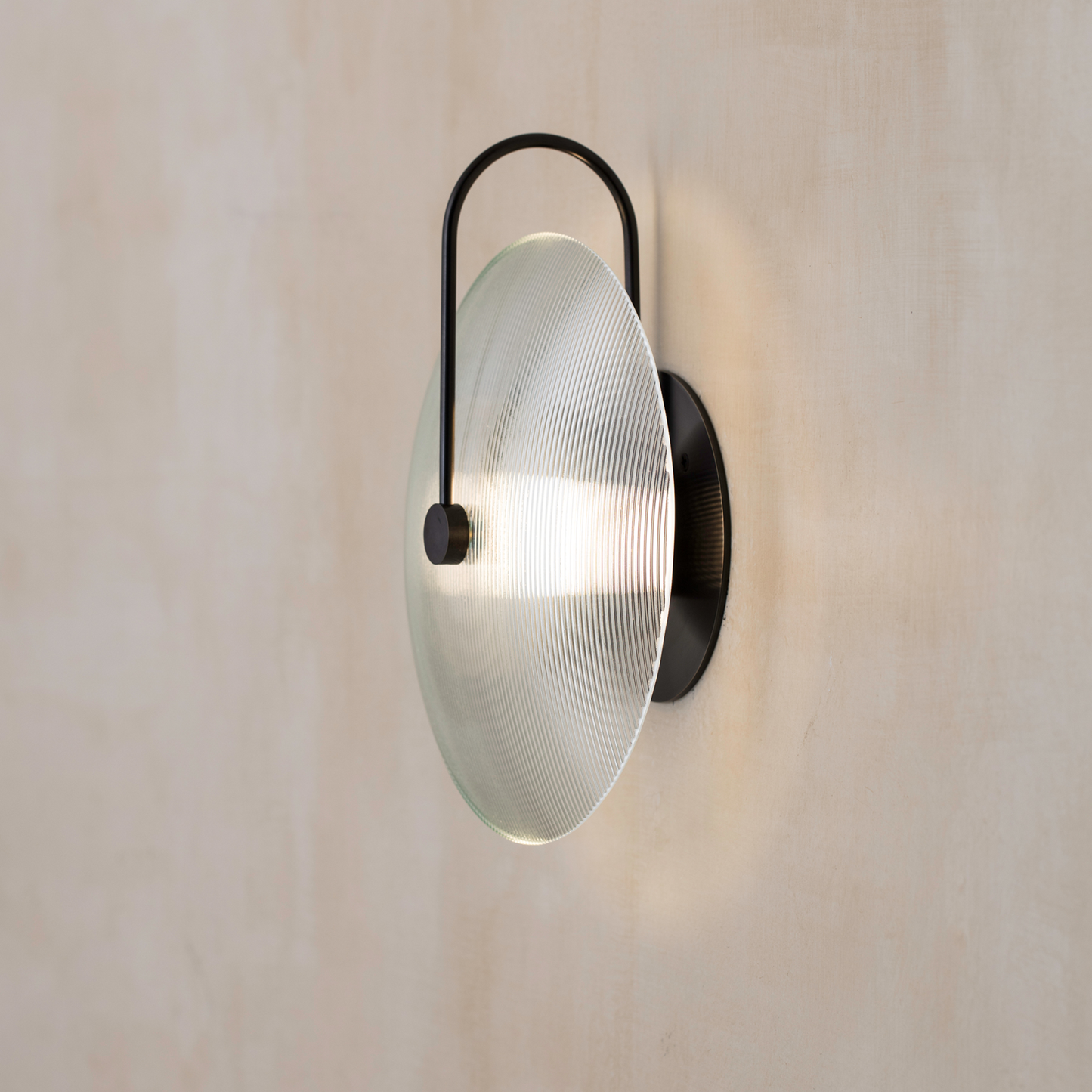 Orvane Halo Glass Wall Lamp