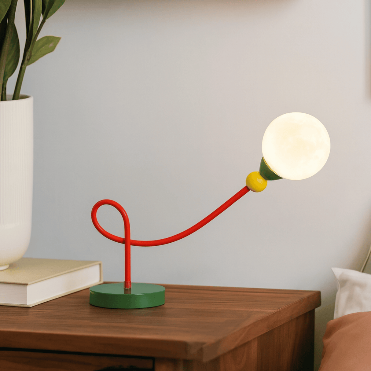 MacraGlow Bauhaus Table Lamp