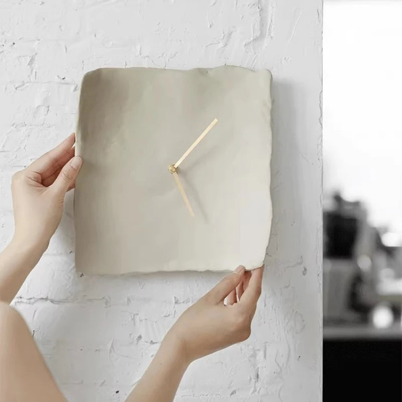 FormaWall Silent Resin Wall Clock