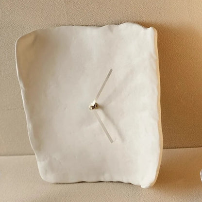 FormaWall Silent Resin Wall Clock