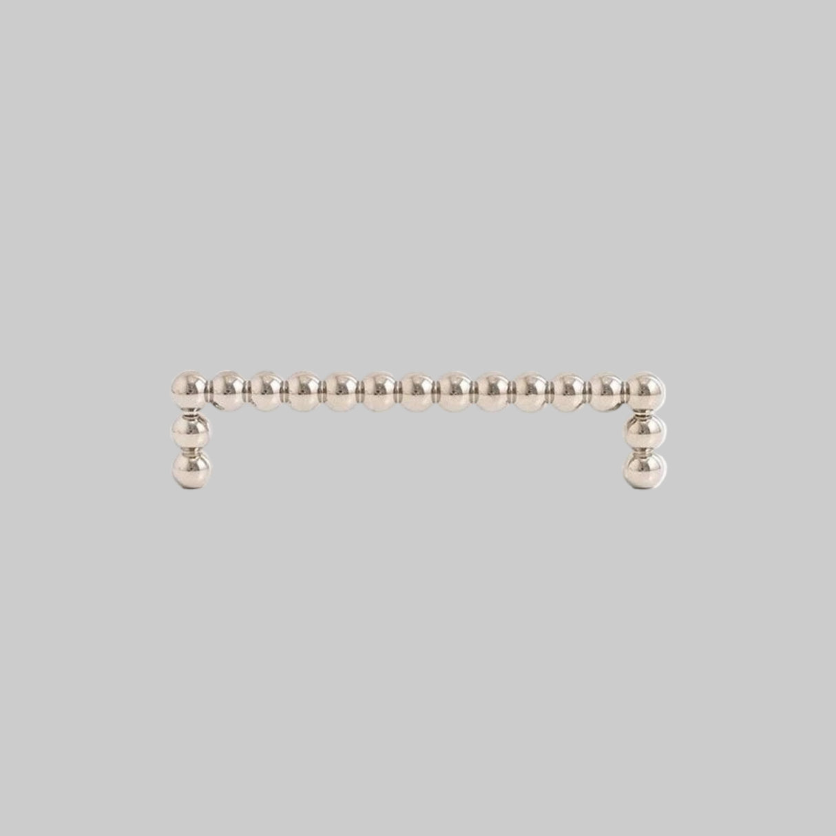 Measurement chart of a beaded handle with dimensions on a white background