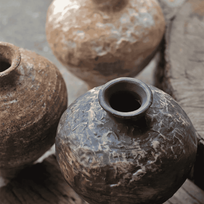 WabiBloom Vase – Small Jingdezhen Ceramic Art