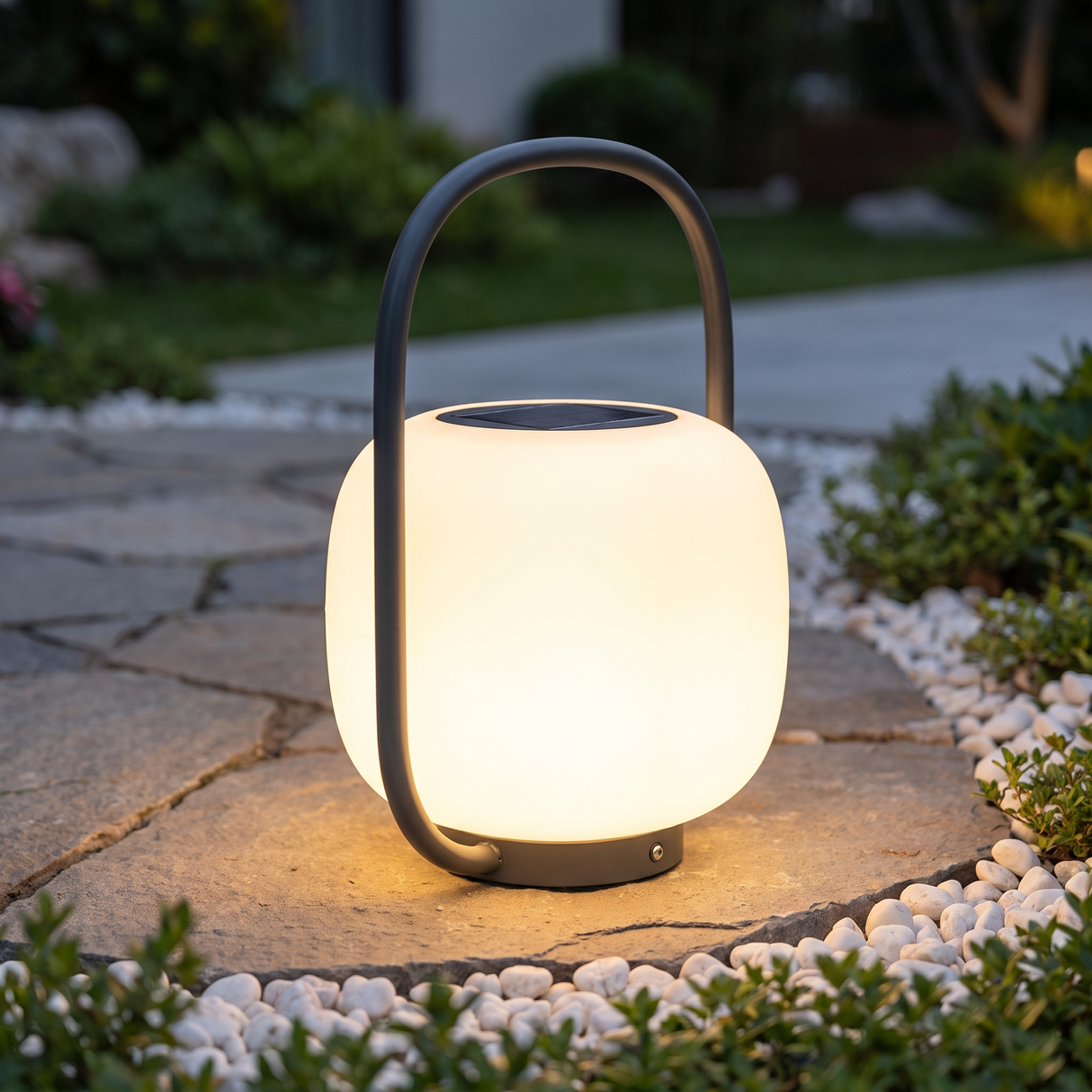 Luminous Solar LED Outdoor Floor Lamp – 35 × 52 cm – base and finish close detail