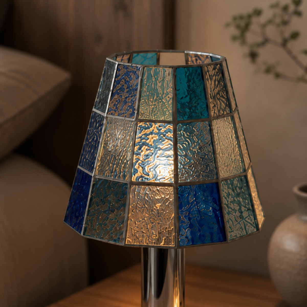Aveline Art Deco Stained Glass Table Lamp